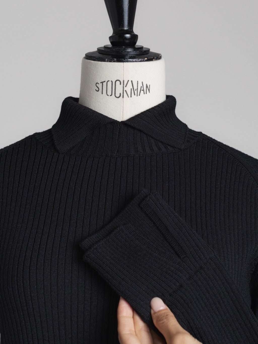 DOUBLE RIB TURTLE/Black