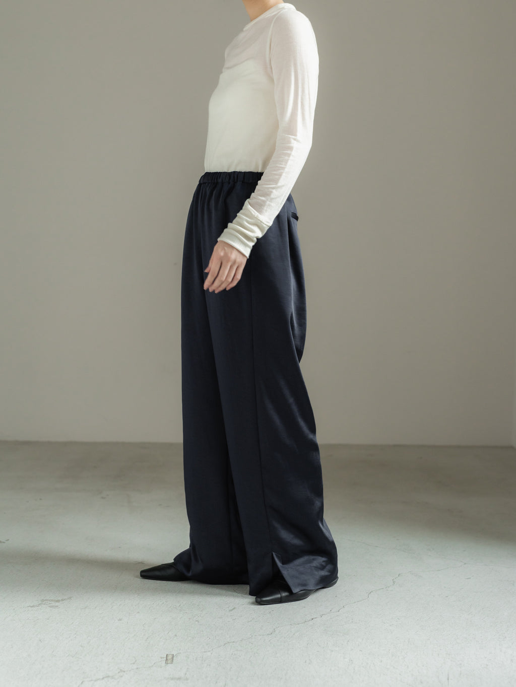 【PRE ORDER】EASY SATIN PANTS