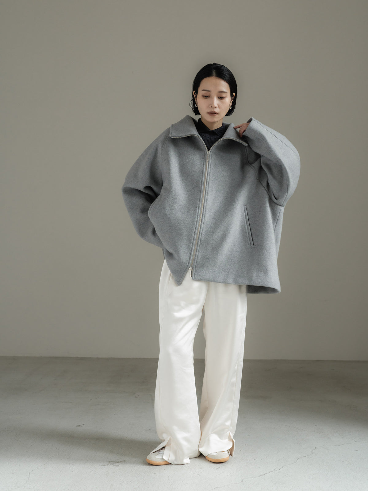 【PRE ORDER】STAND ZIP BLOUSON