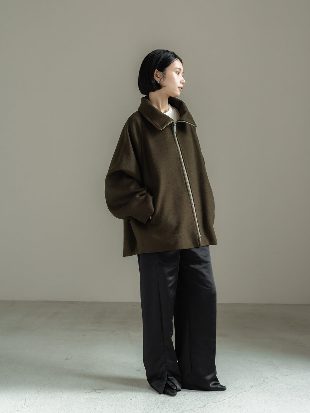 【PRE ORDER】STAND ZIP BLOUSON