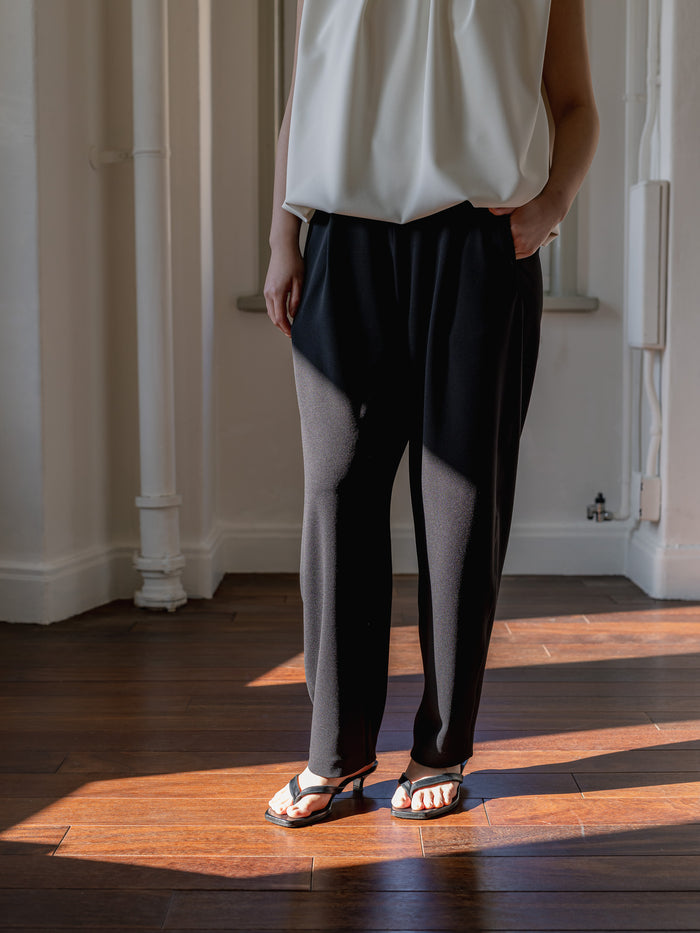 【HANKYU】SILKY FORM PANTS/Black