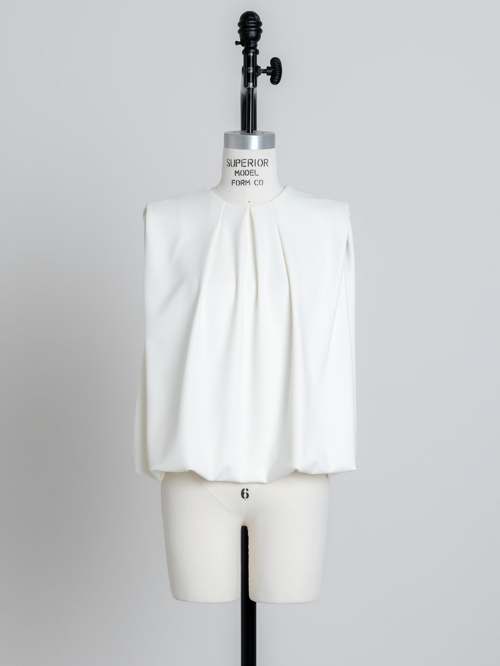 SILKY TECH TOP/White