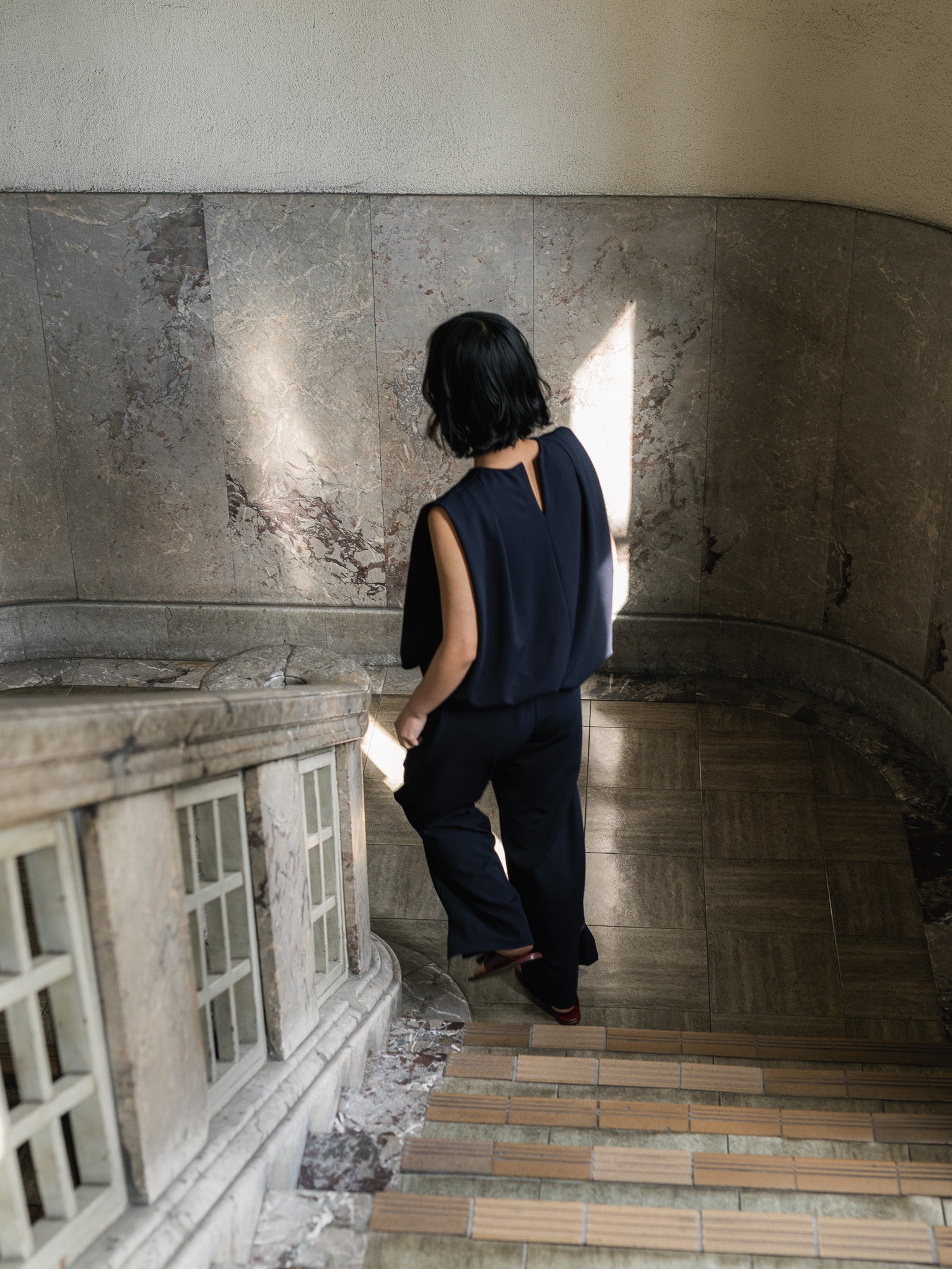 SILKY SLIT PANTS/Navy