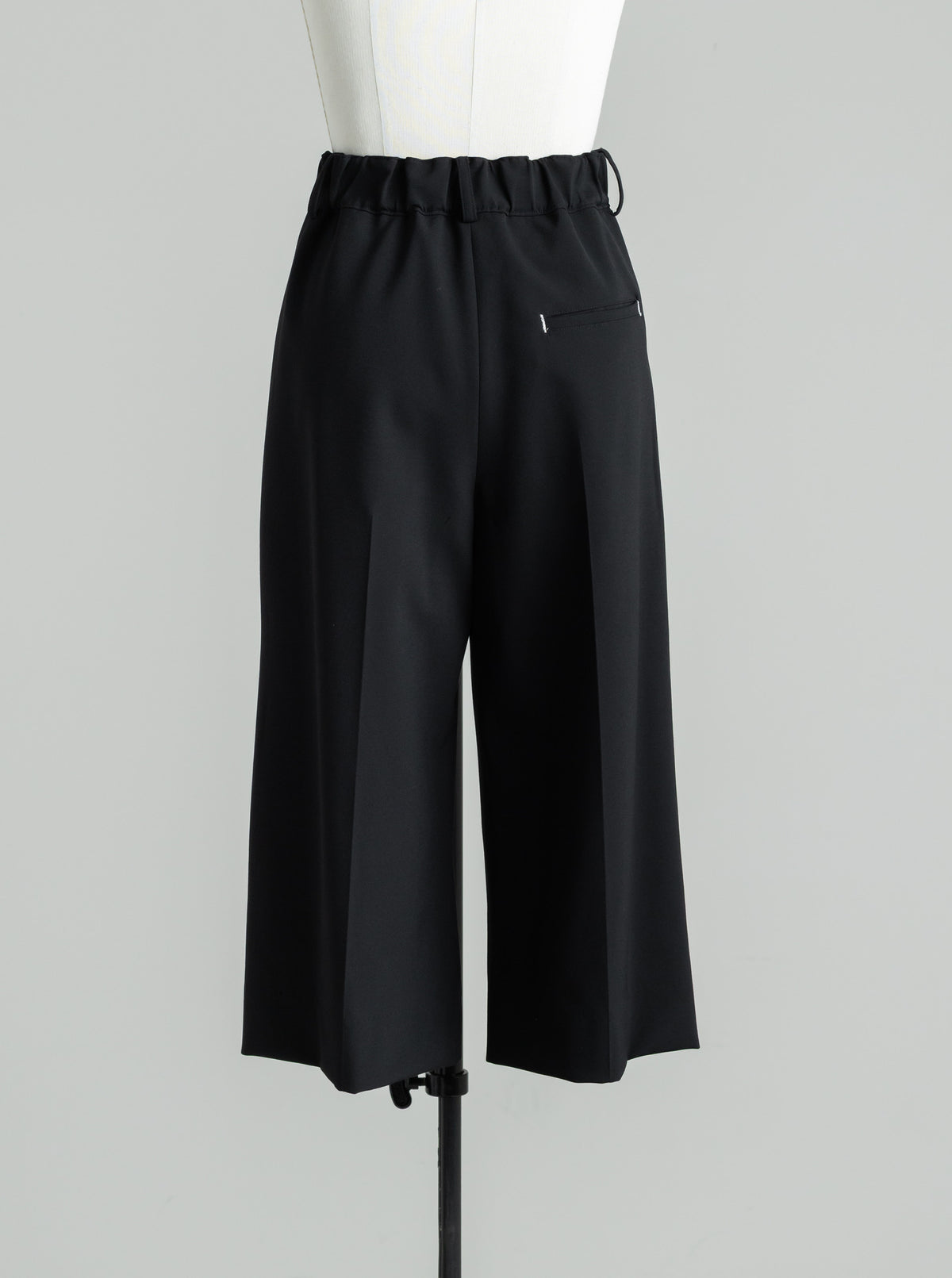 【HANKYU】RELAXED HALF PANTS