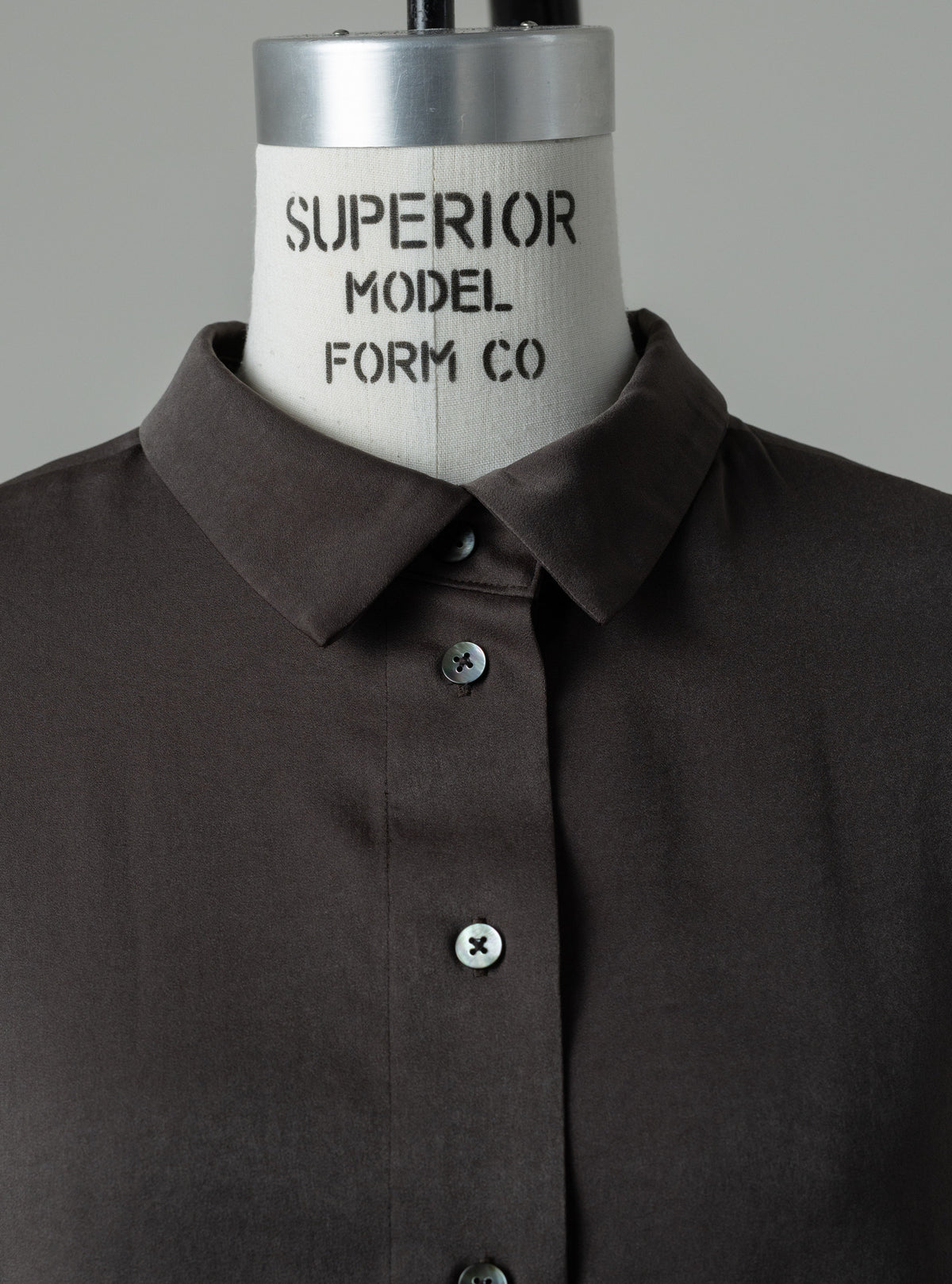 【HANKYU】CHAMELEON SUEDE TOUCH SHIRT