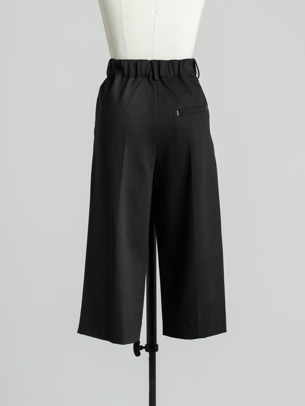 【HANKYU】RELAXED HALF PANTS