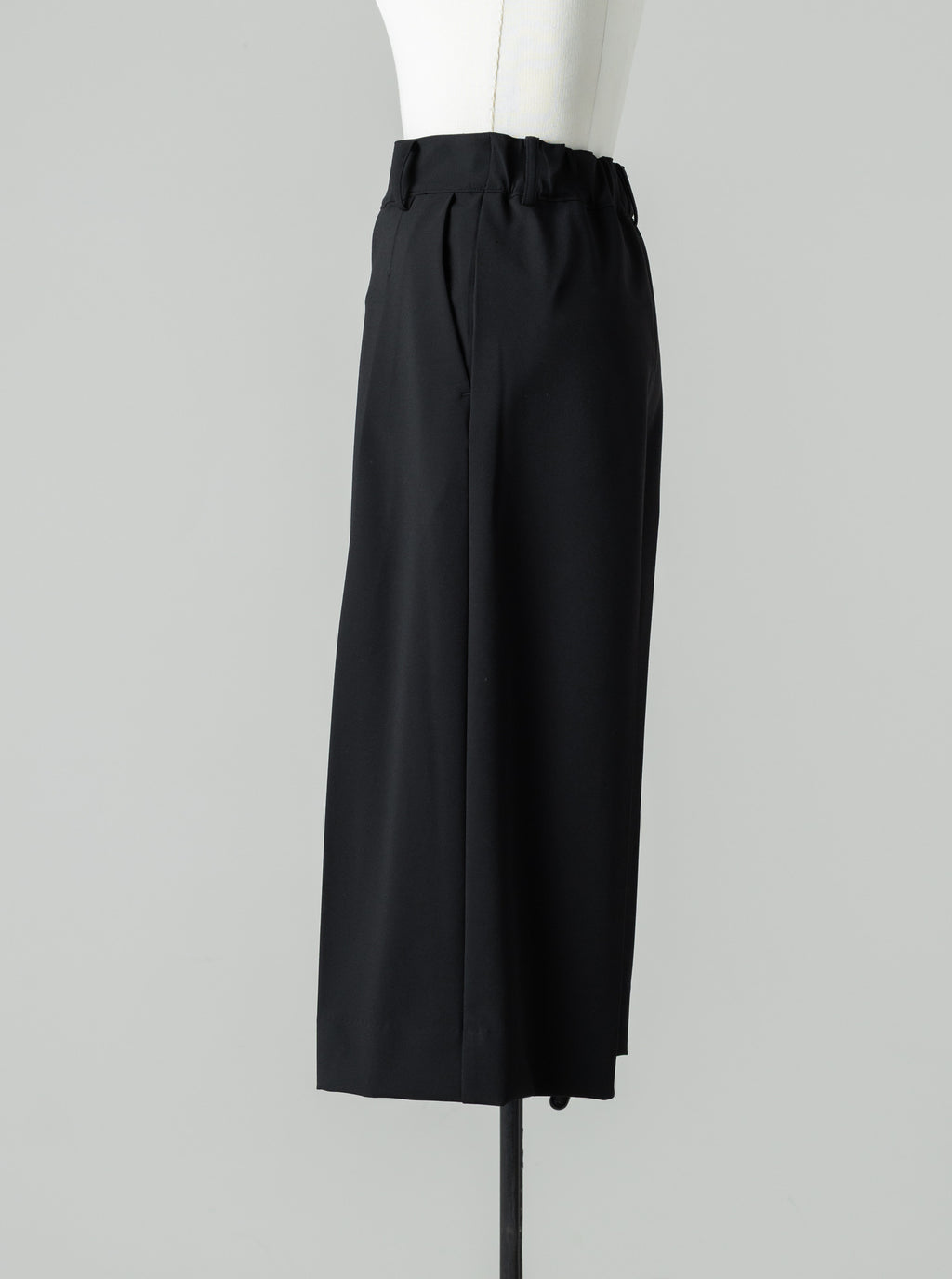 【HANKYU】RELAXED HALF PANTS