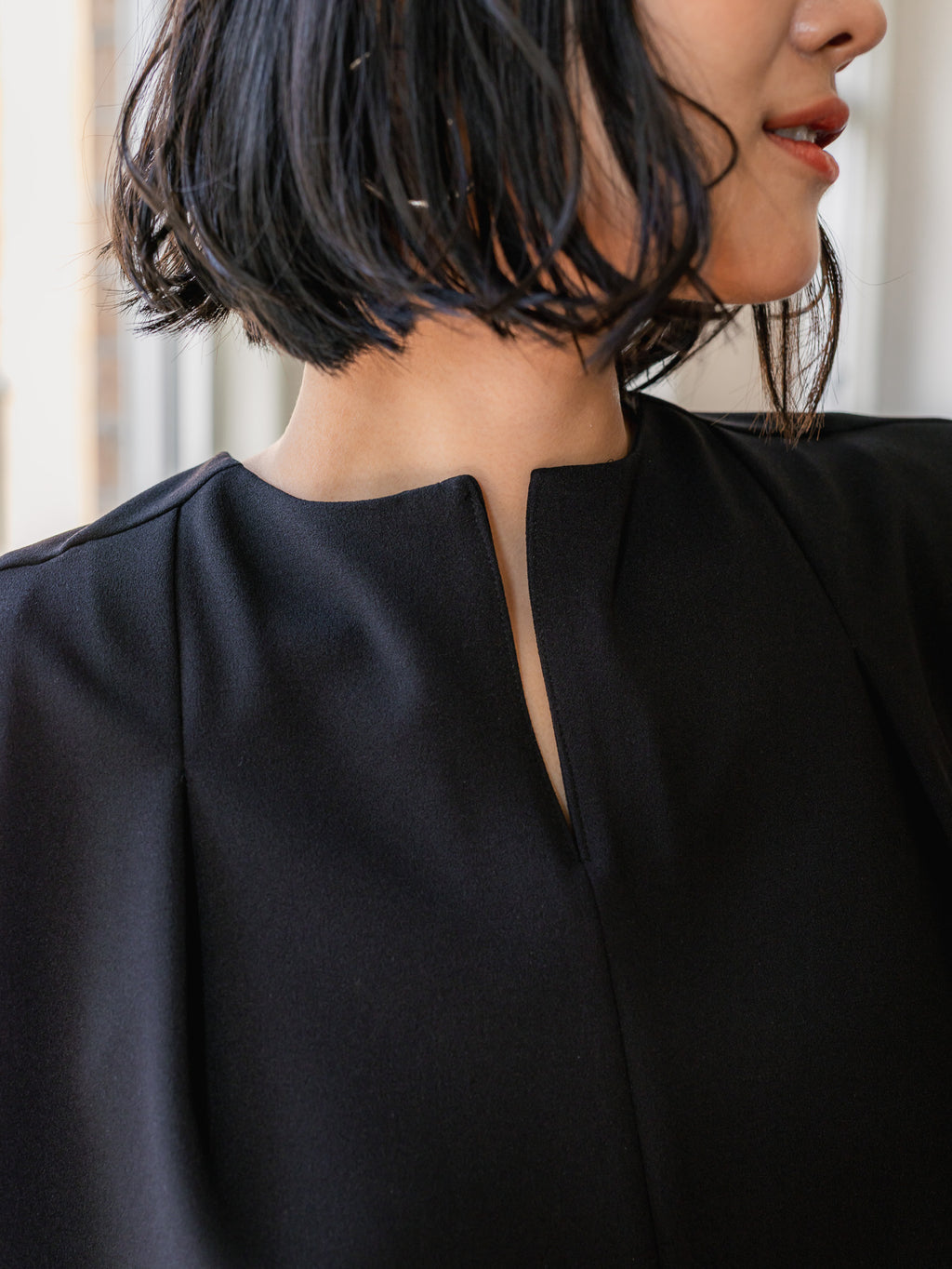 SILKY TECH TOP/Black