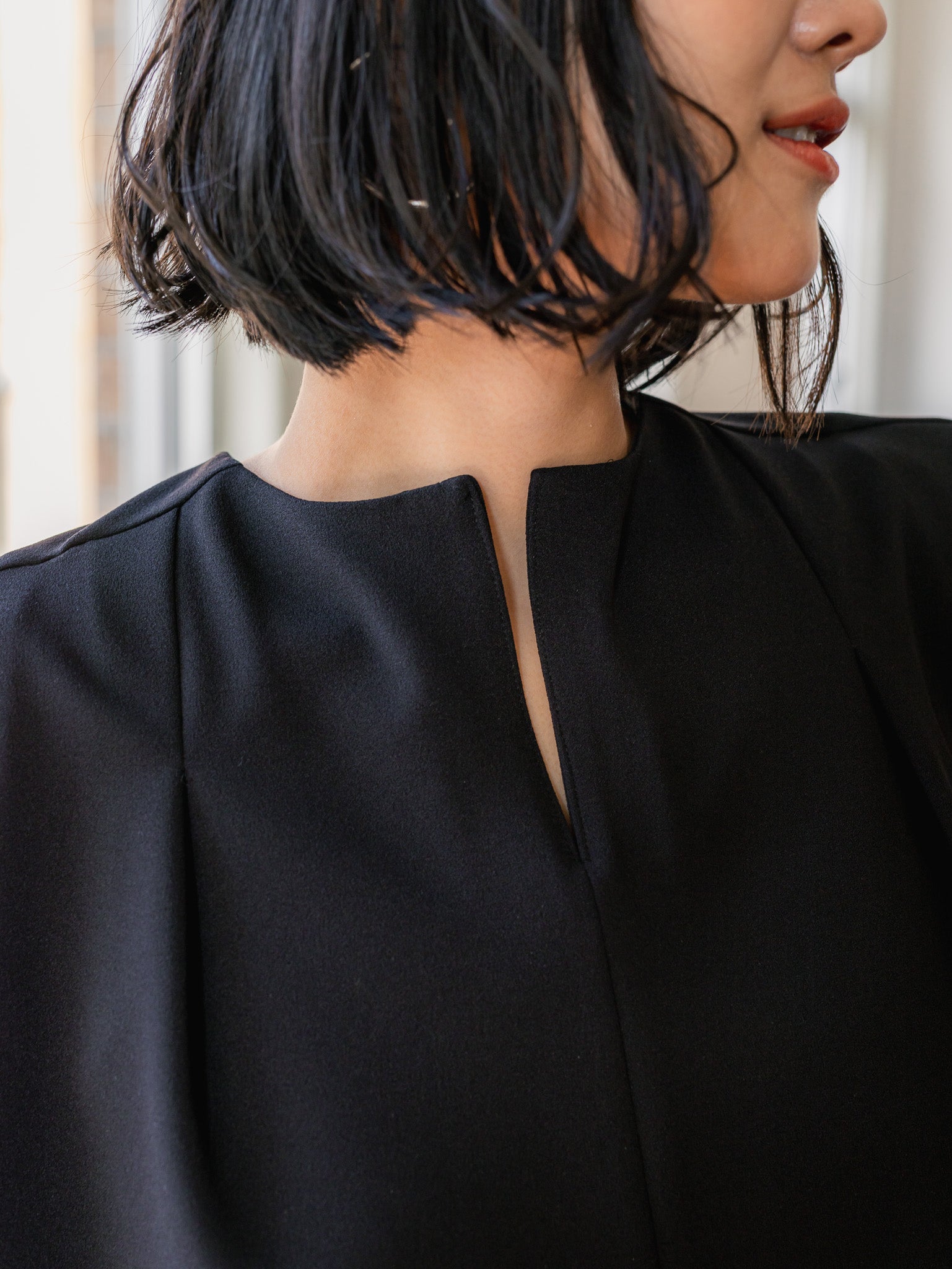 SILKY TECH TOP/Black