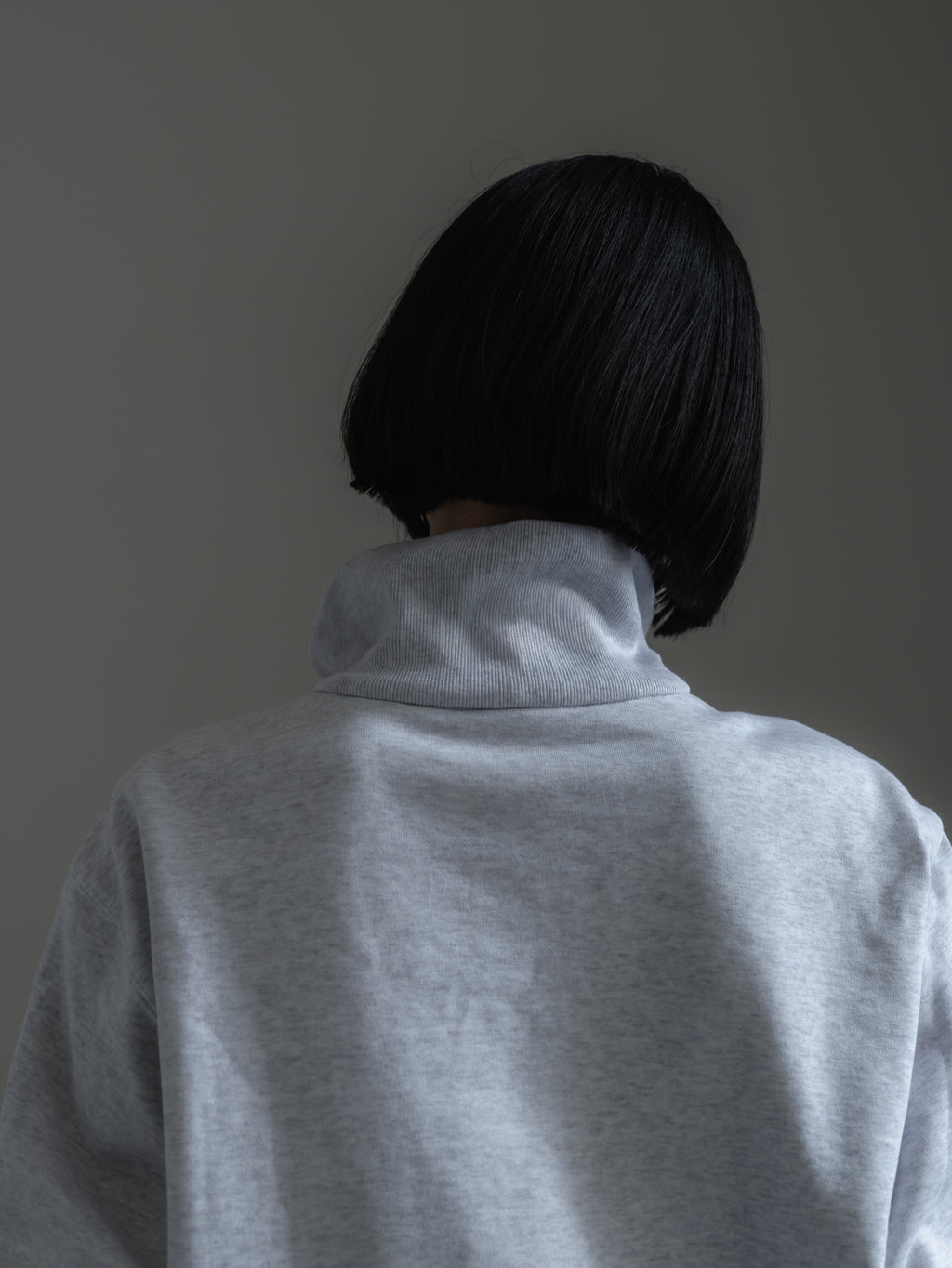 【PRE ORDER】HALF ZIP SWEAT
