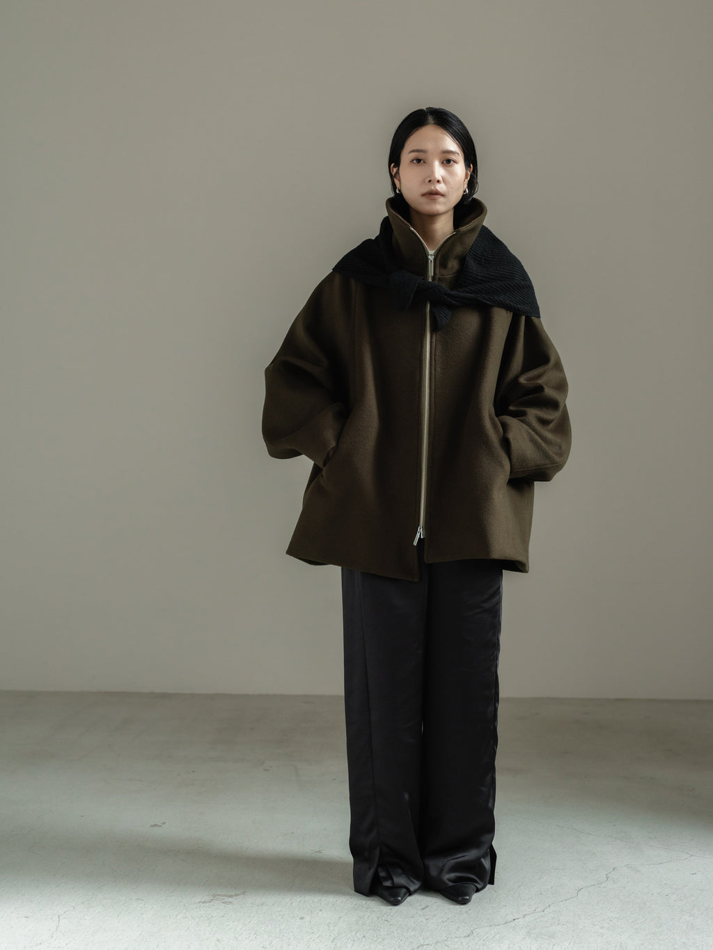 【PRE ORDER】STAND ZIP BLOUSON