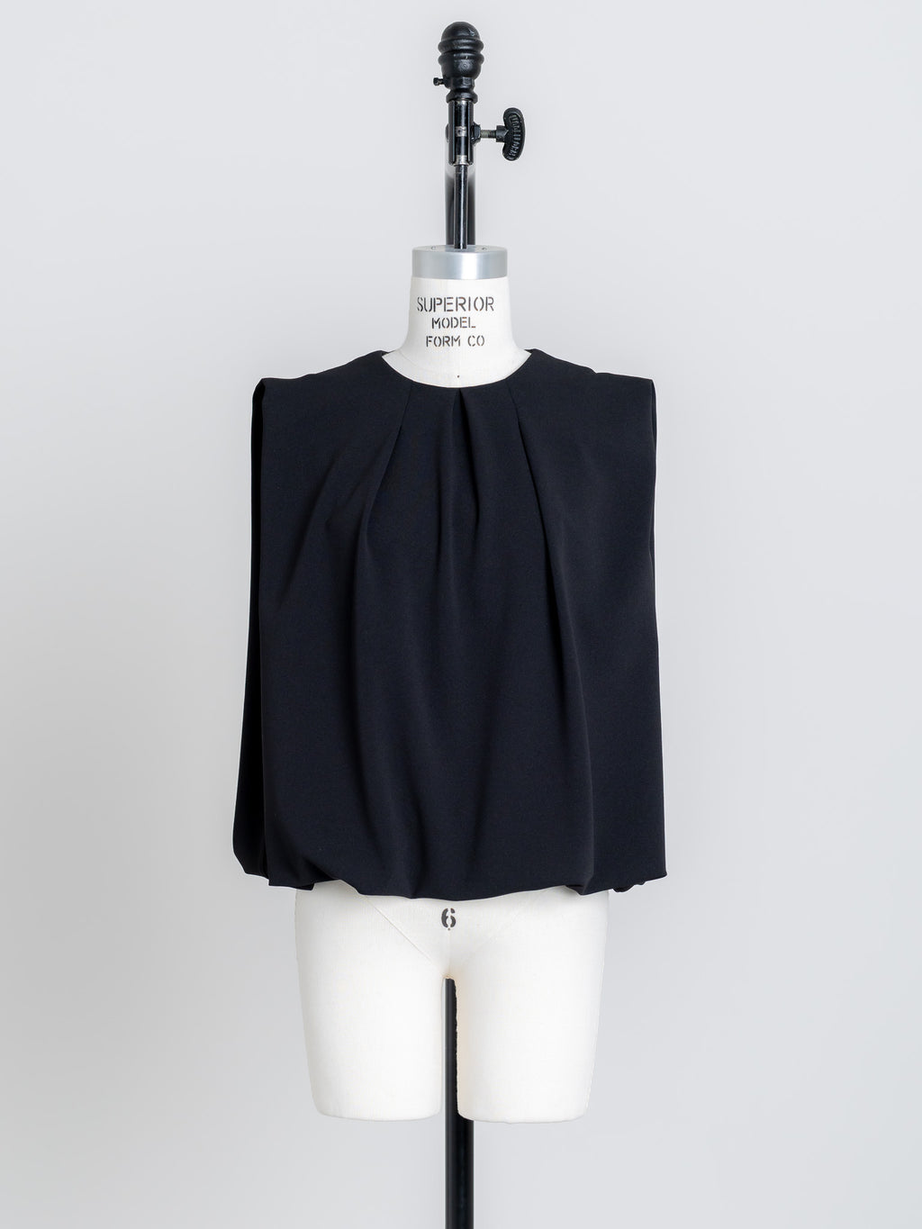 SILKY TECH TOP/Black