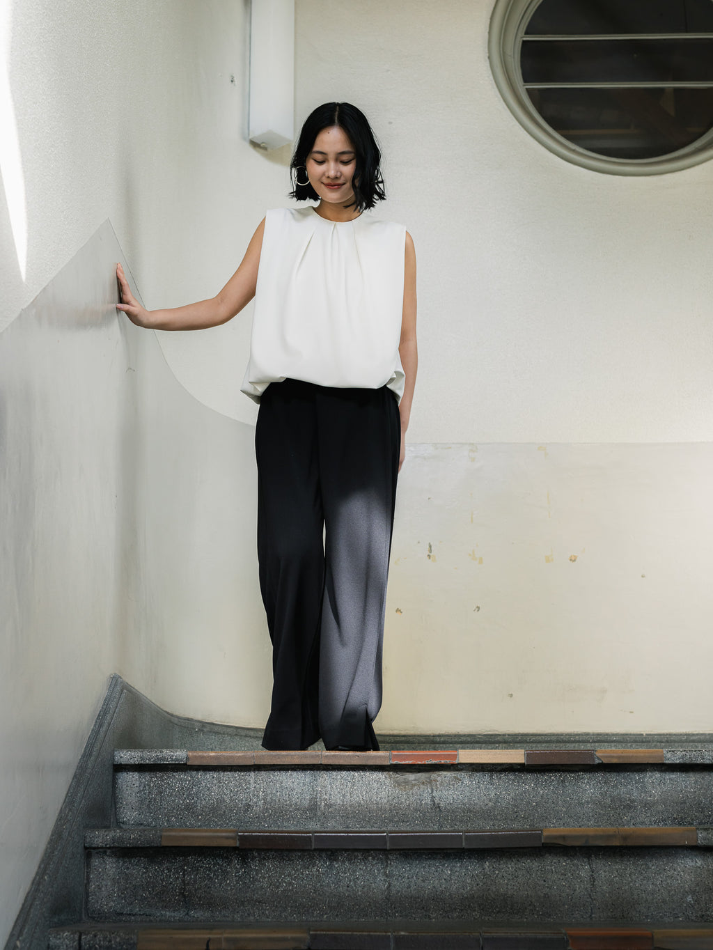 SILKY SLIT PANTS/Black