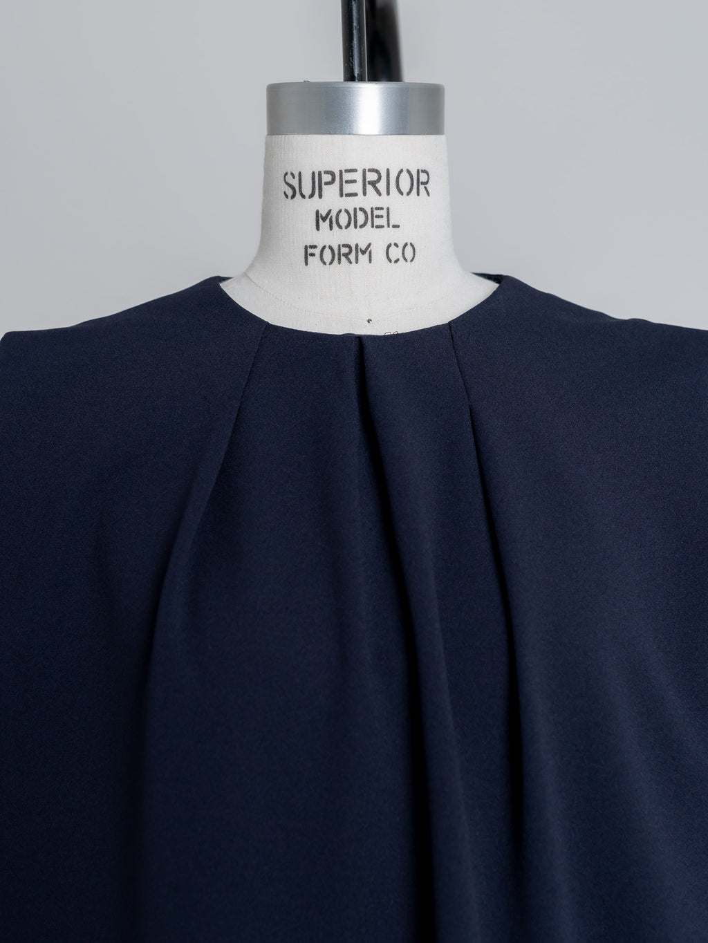 SILKY TECH TOP/Navy