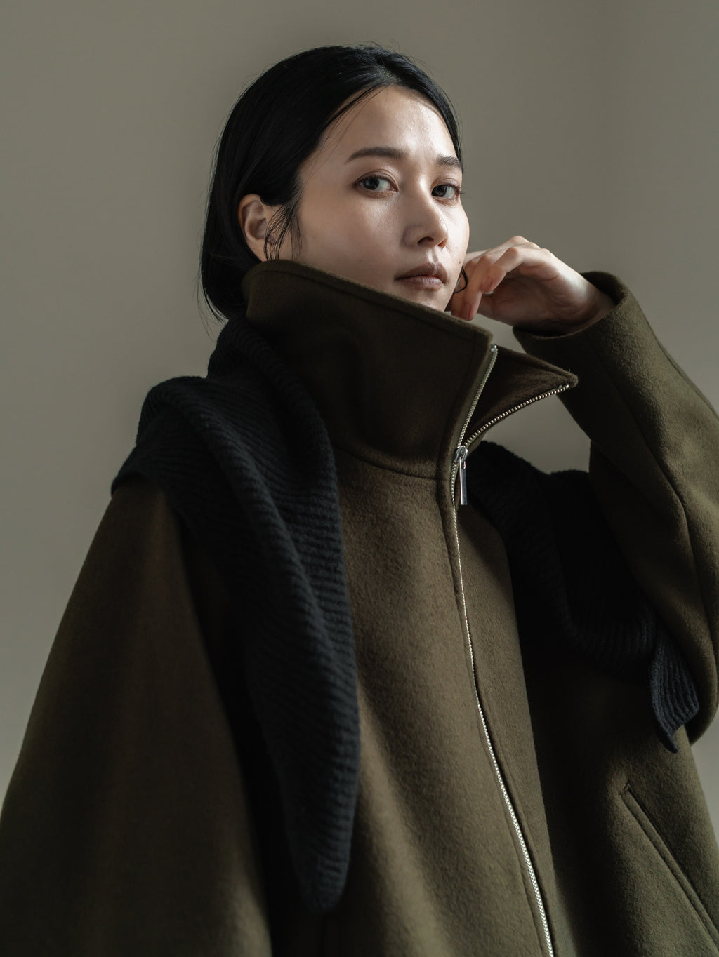 【PRE ORDER】STAND ZIP BLOUSON