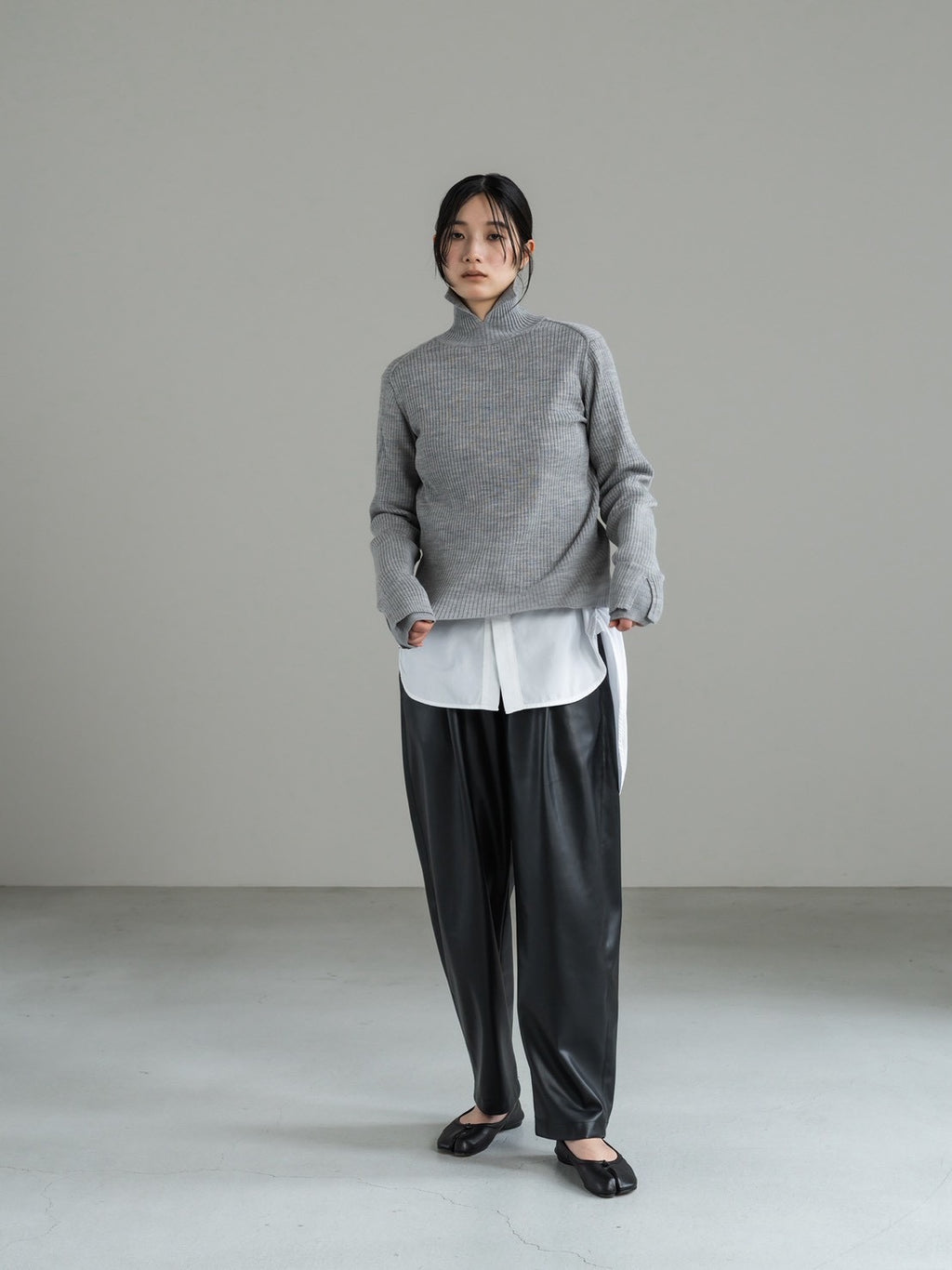 FORM PANTS/Leather black