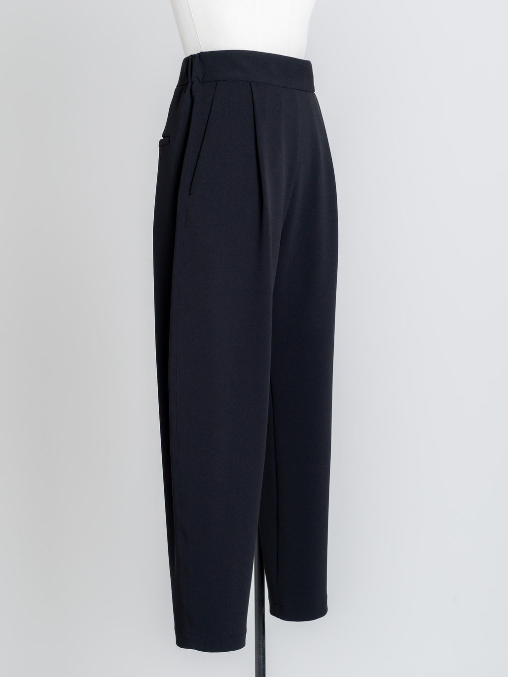 SILKY FORM PANTS/Black