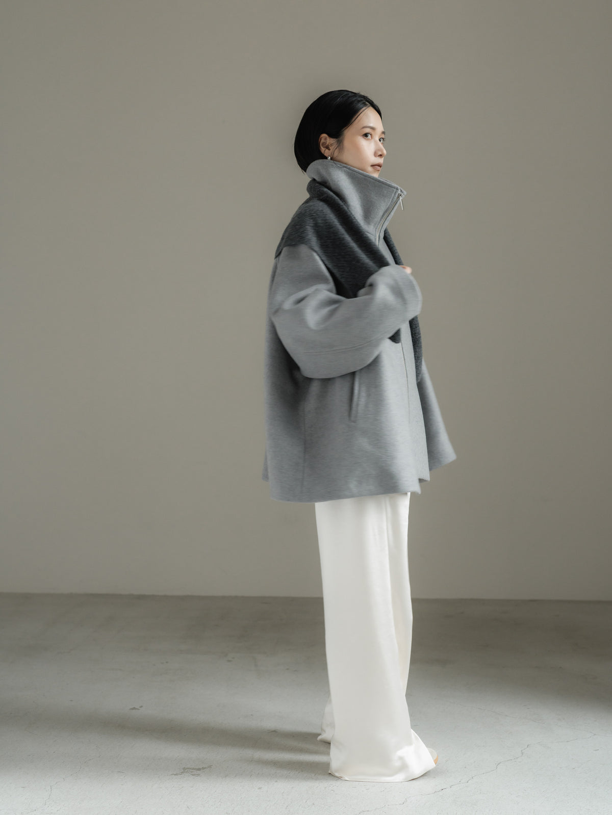 【PRE ORDER】STAND ZIP BLOUSON