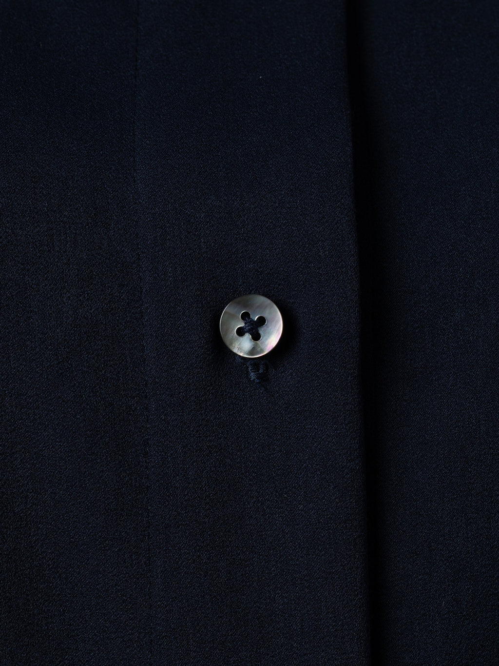 【HANKYU】CHAMELEON SUEDE TOUCH SHIRT