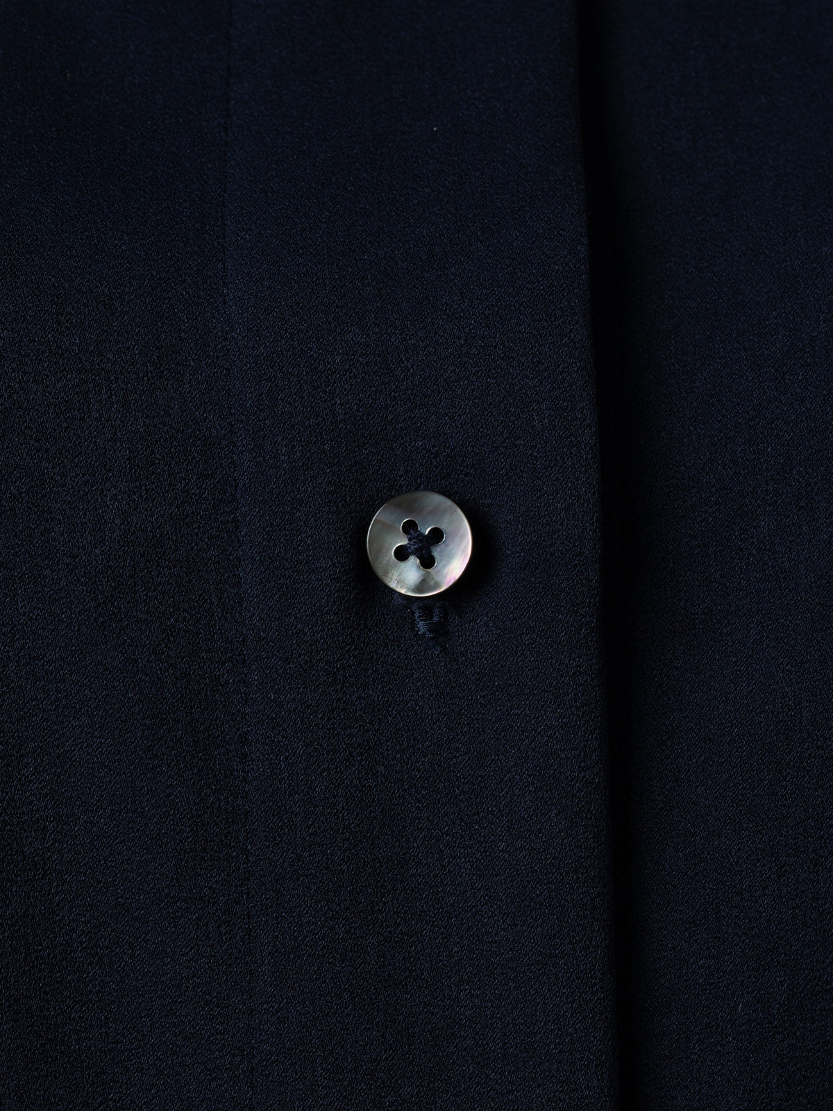 【HANKYU】CHAMELEON SUEDE TOUCH SHIRT