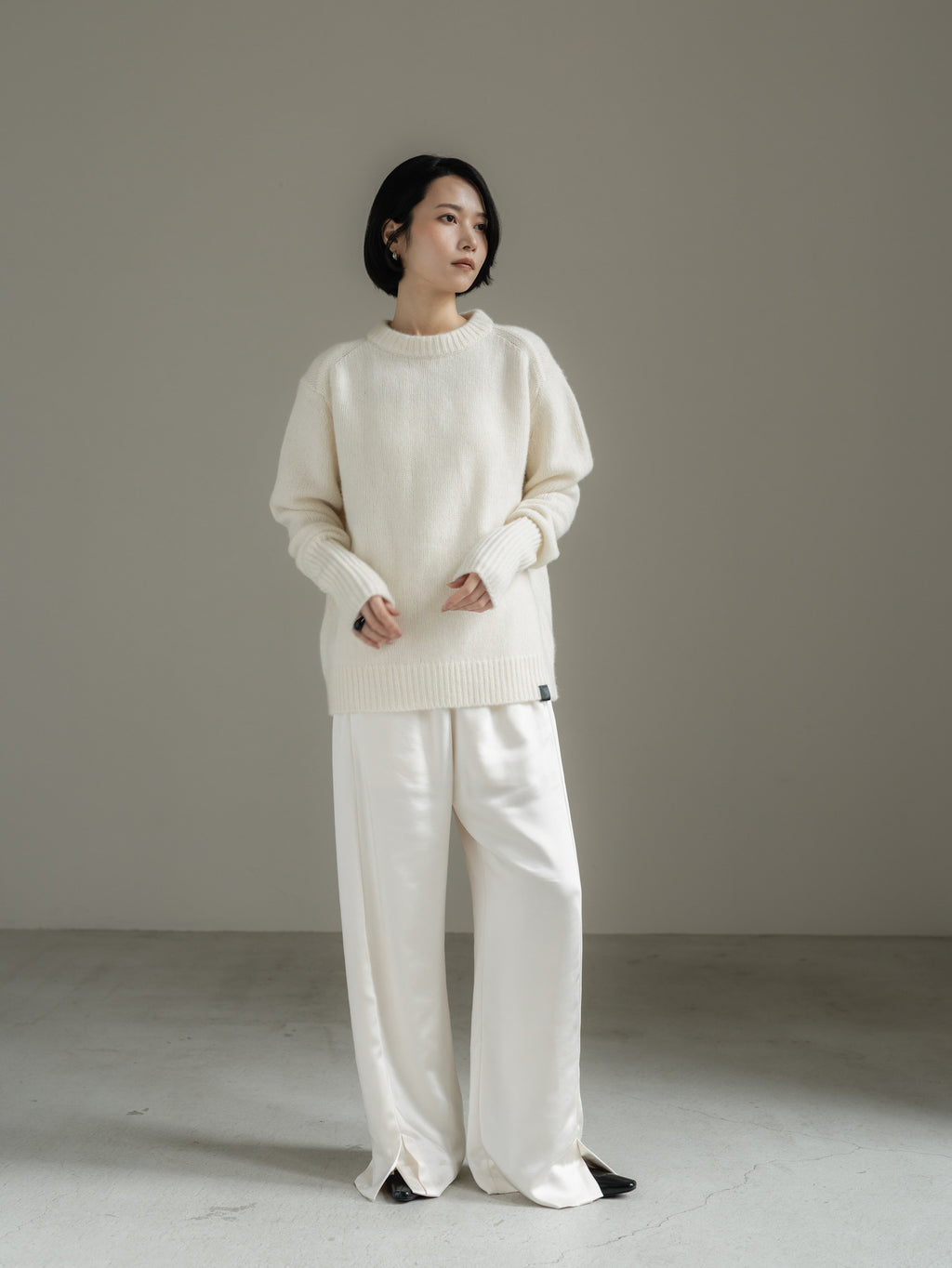 【PRE ORDER】EASY SATIN PANTS
