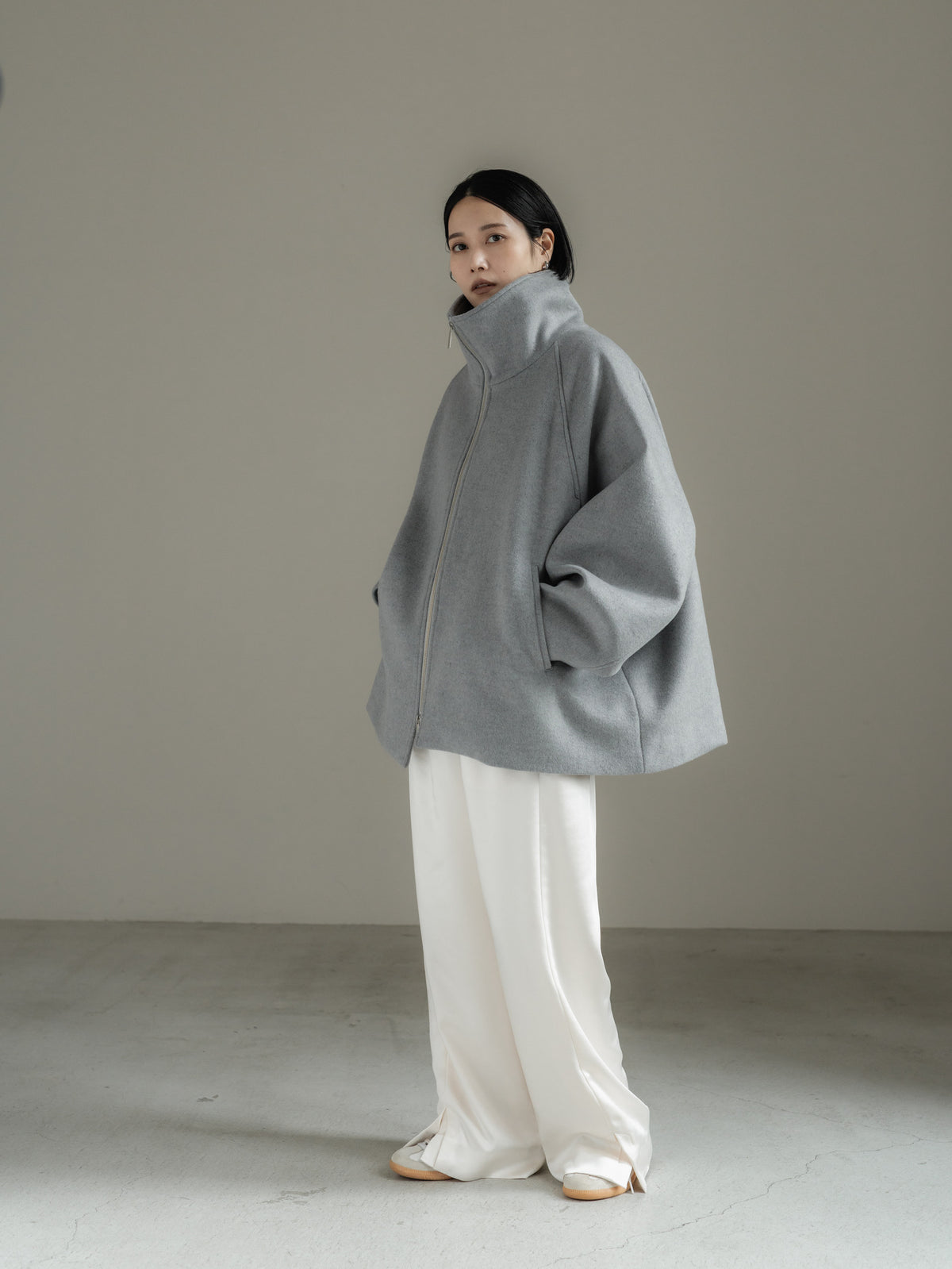 【PRE ORDER】STAND ZIP BLOUSON