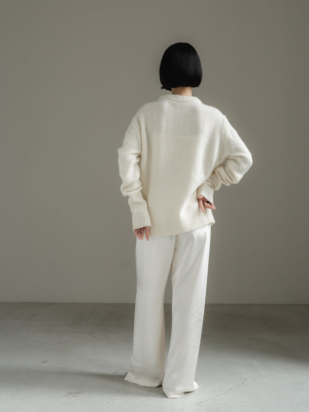 【PRE ORDER】EASY SATIN PANTS