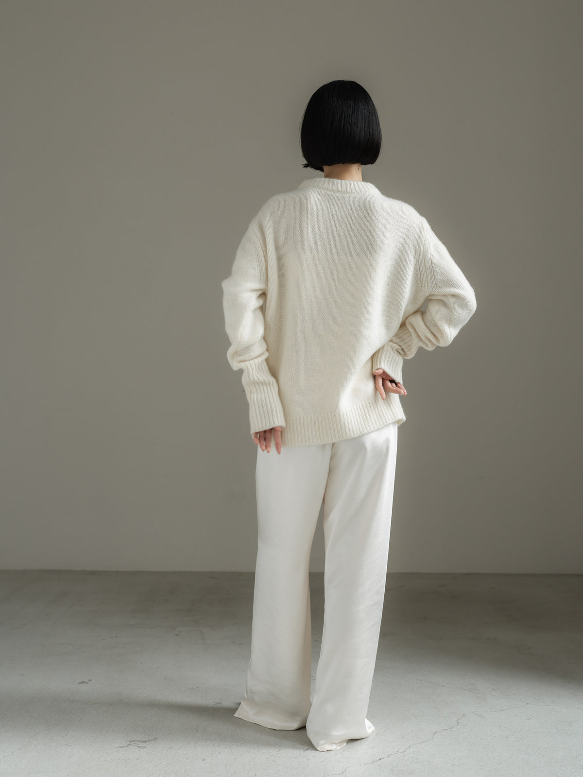 【PRE ORDER】EASY SATIN PANTS