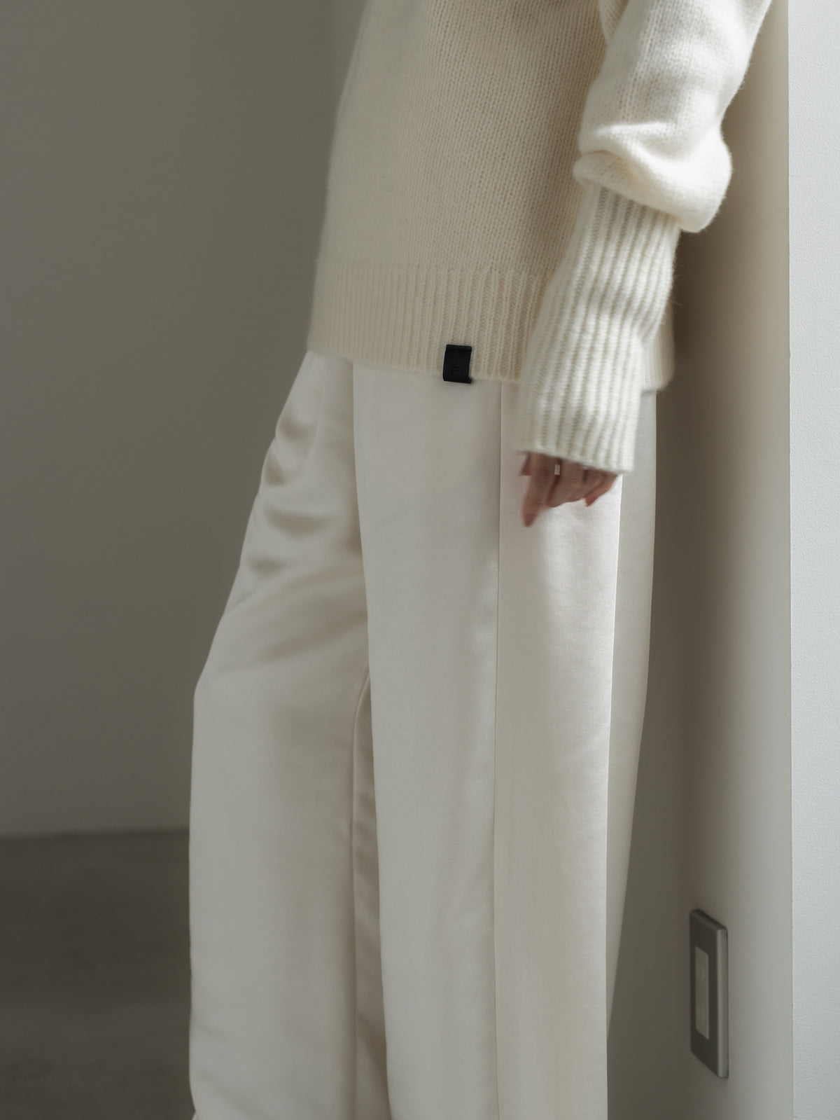 【PRE ORDER】EASY SATIN PANTS