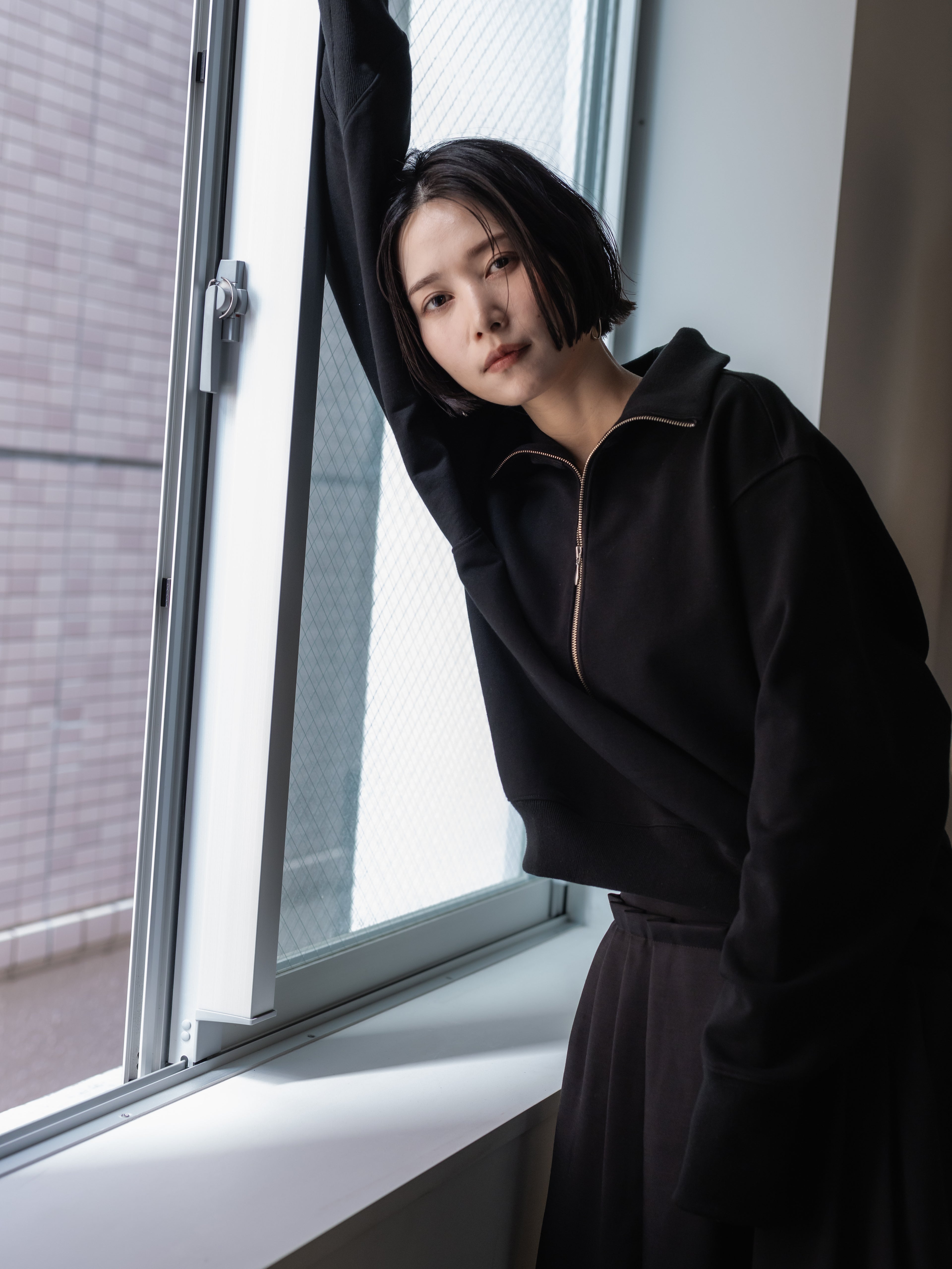 【PRE ORDER】HALF ZIP SWEAT