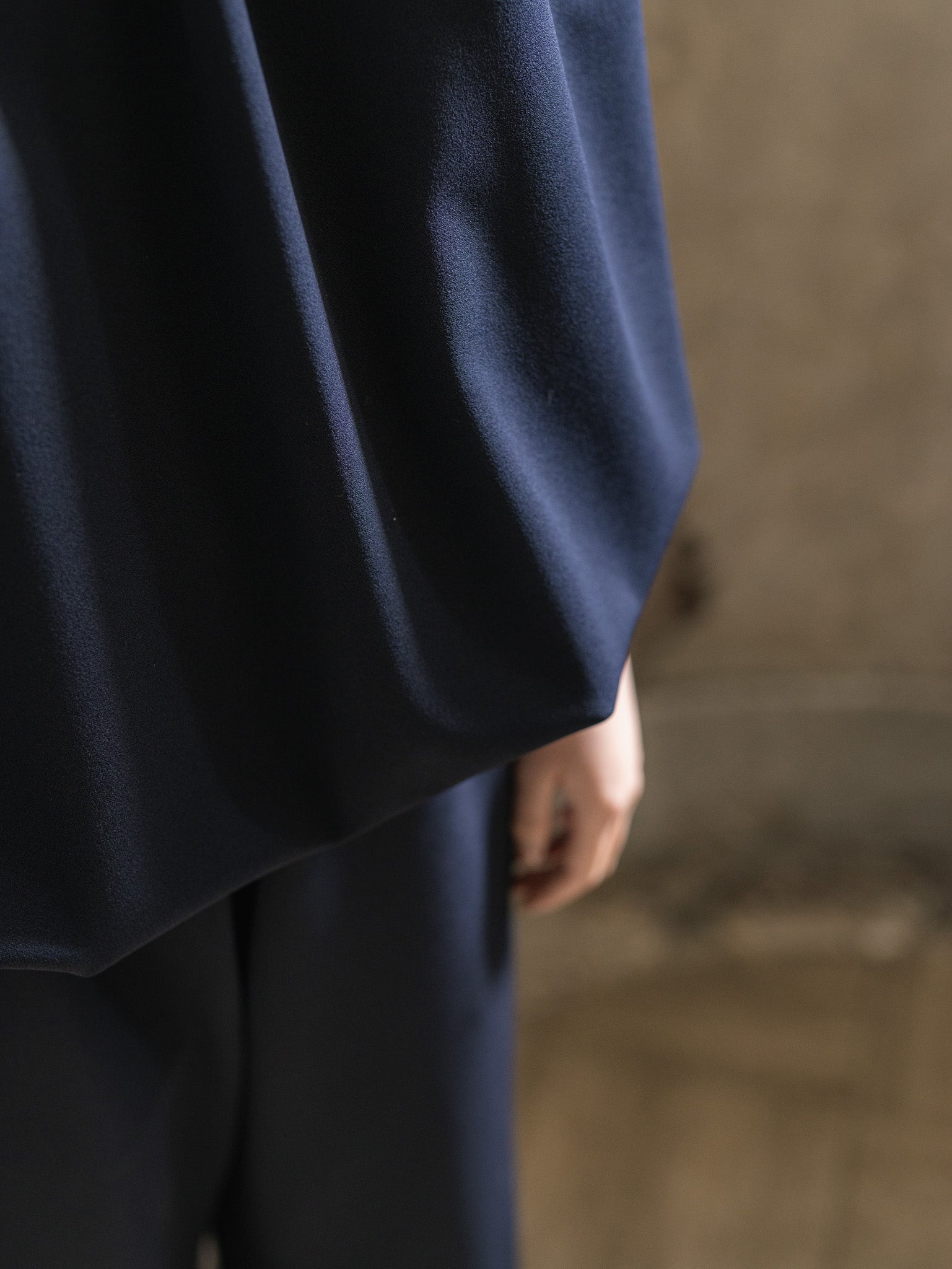 SILKY TECH TOP/Navy