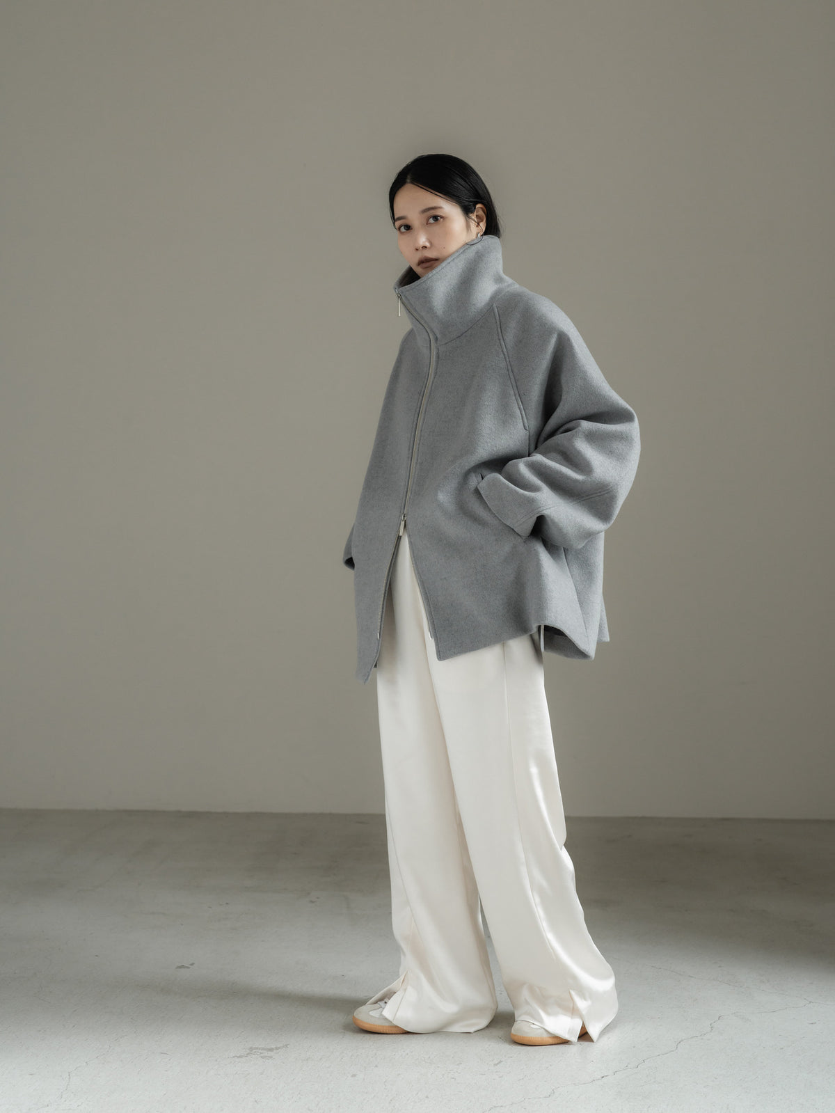 【PRE ORDER】STAND ZIP BLOUSON