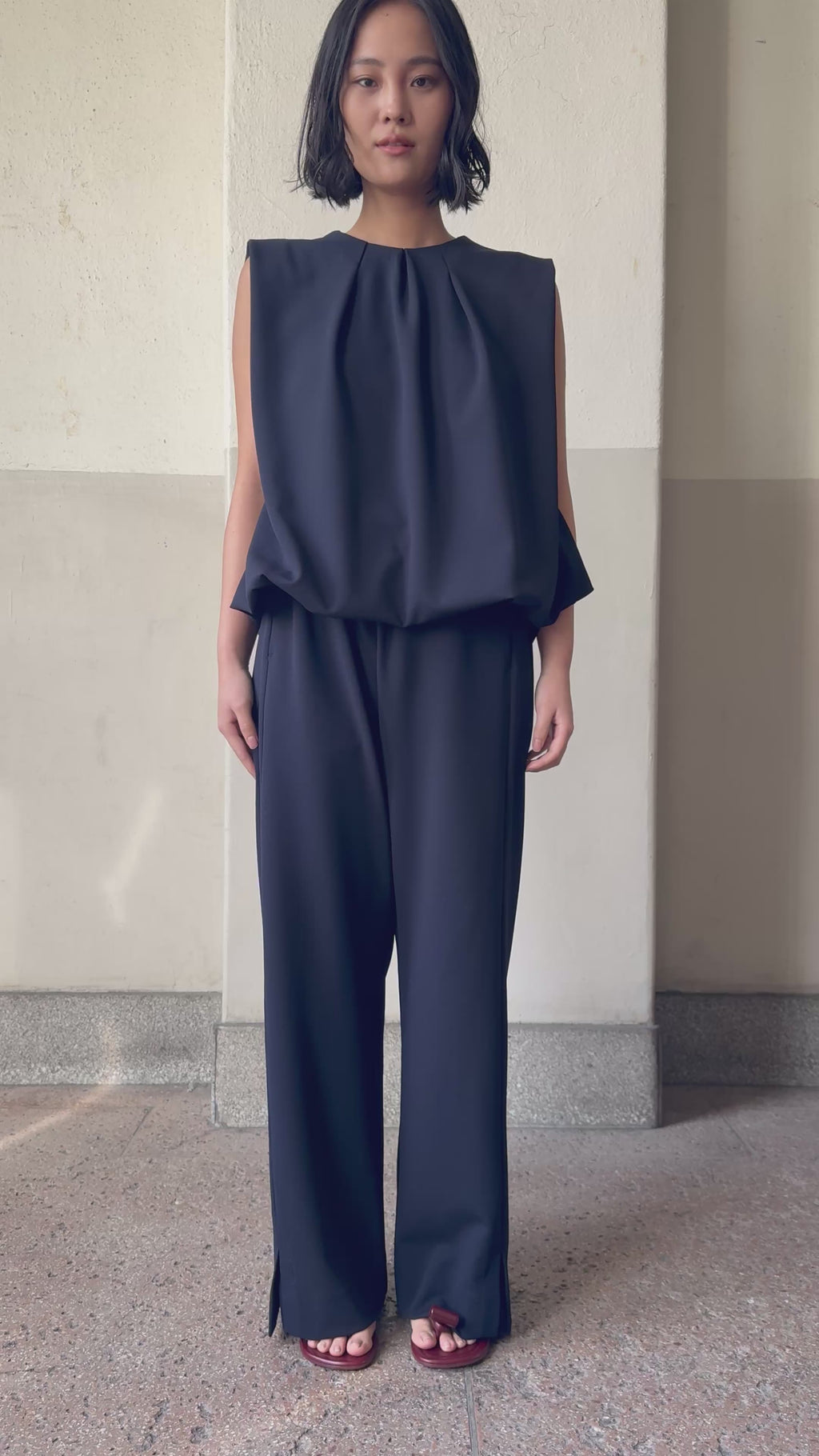 SILKY SLIT PANTS/Navy